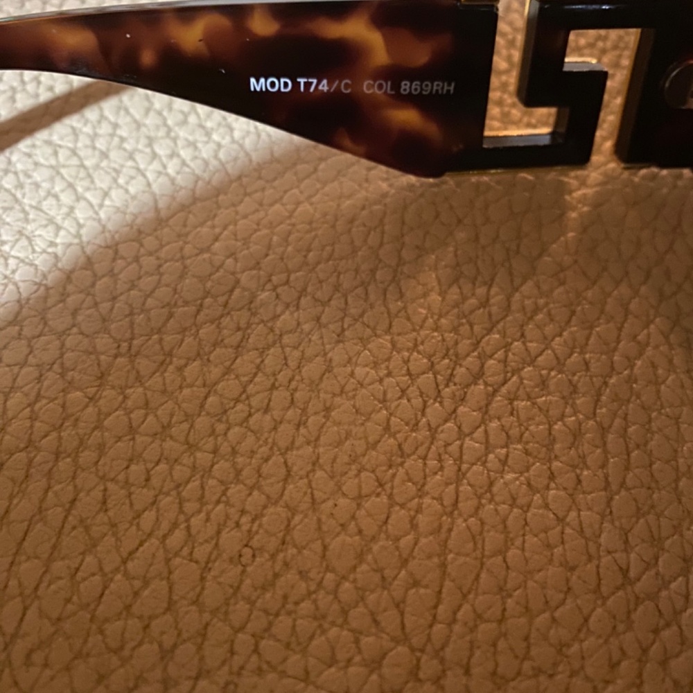 NEW VINTAGE VERSACE SUNGLASSES - Picture 6 of 7